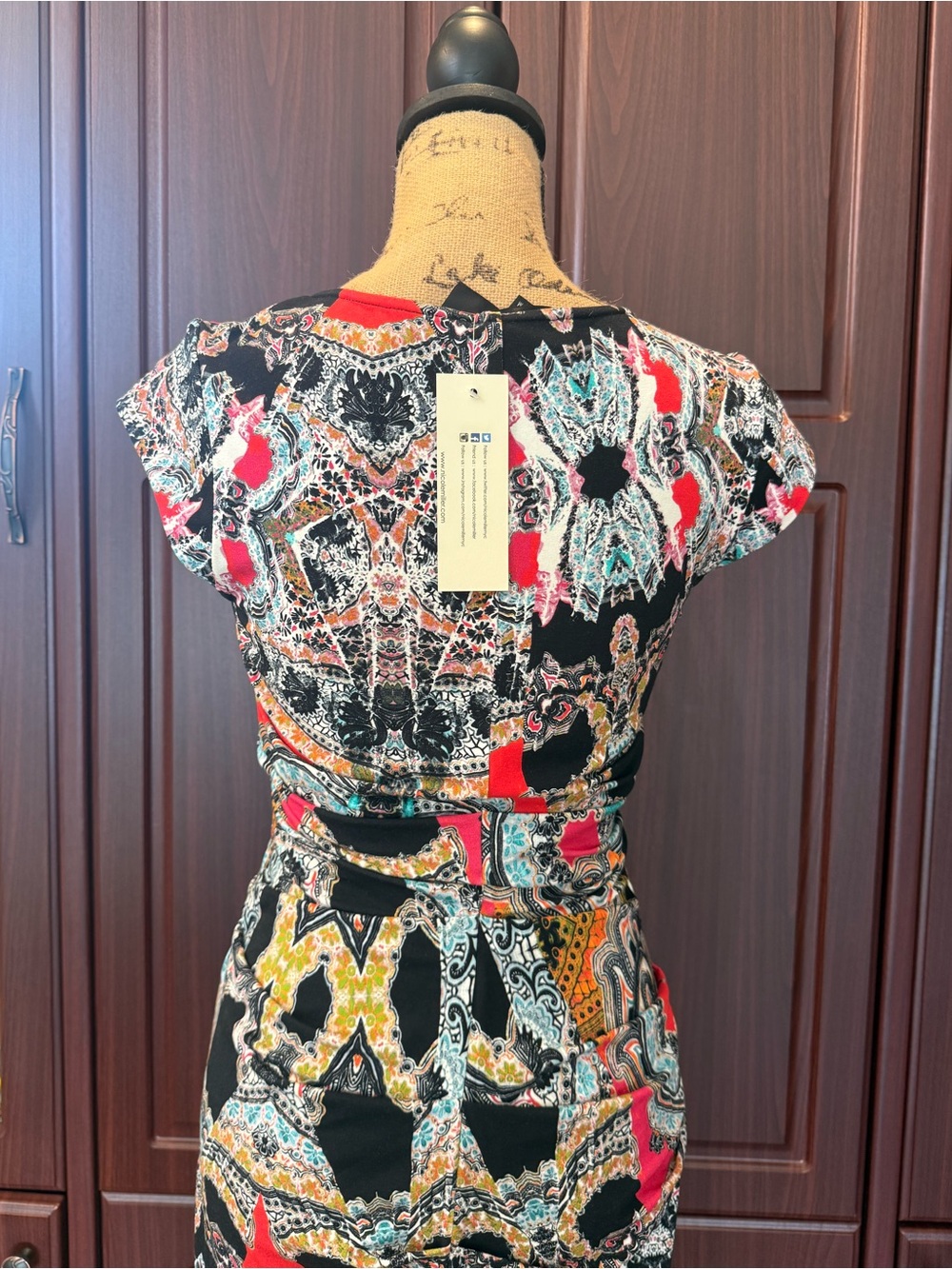 Nicole Miller Multicolor Printed Cap-Sleeve Midi Dress - Picture 4 of 8